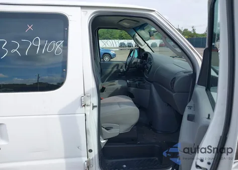 2008 Ford E-150 Commercial/Recreational z USA, uszkodzony, nr VIN 1FTNE14W48DB10680